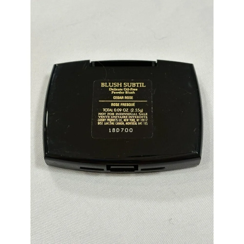 Lancôme Blush Subtil Delicate Oil-Free Powder Blush. Cedar Rose/ Rose Fresque